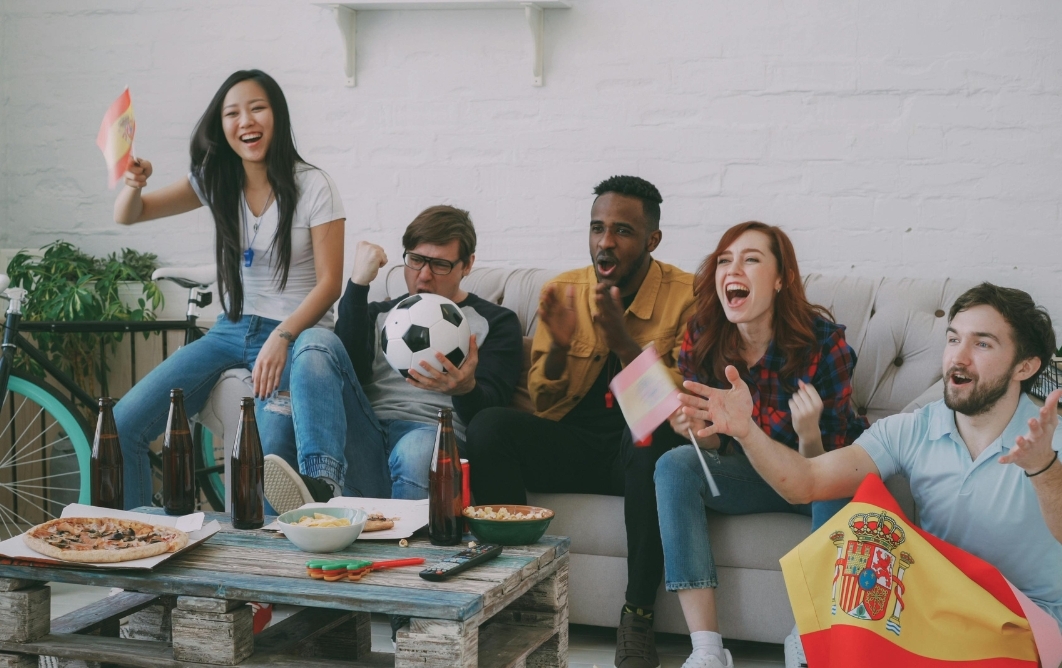 pizza_soccer_fans