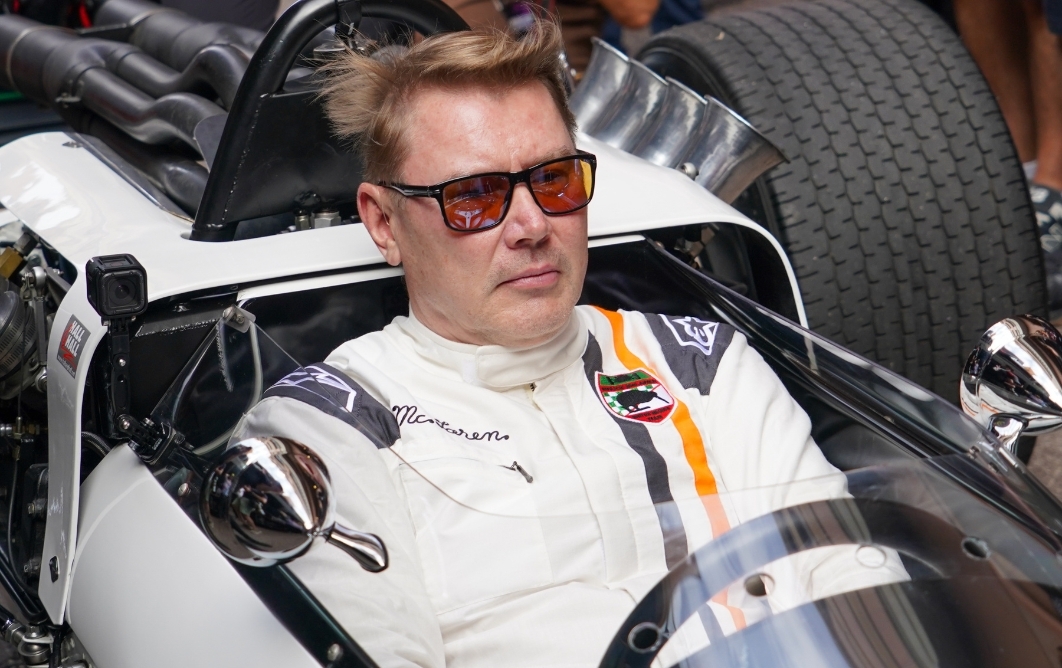 mika_hakkinen_mclaren_f1