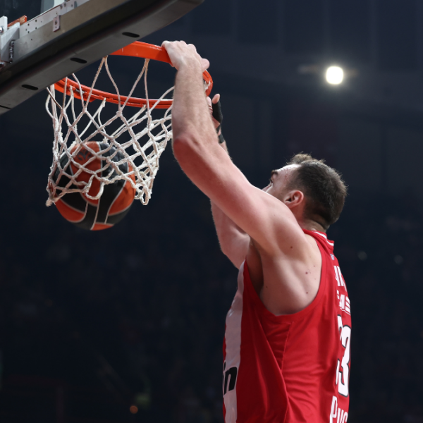milutinov-oly-euroleague