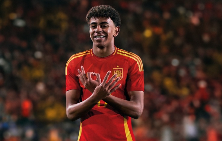 lamineyamalspaineuro2024__1_