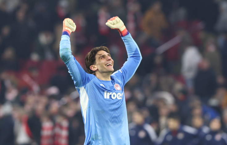 tzolakis-olympiakos-champions-league__1_