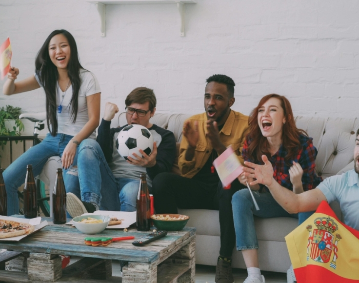 pizza_soccer_fans