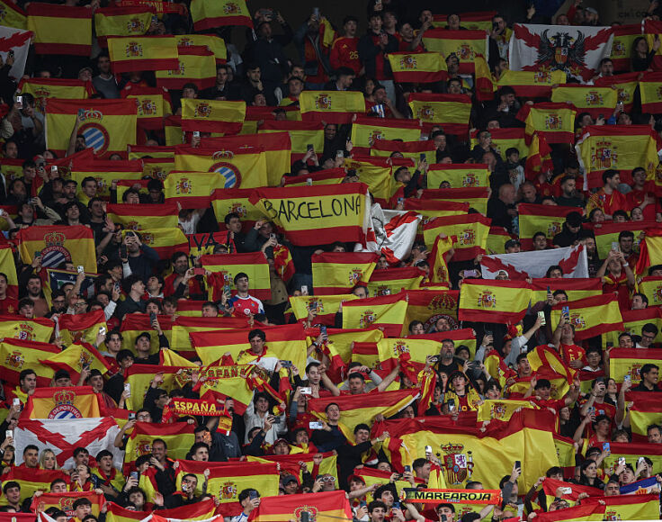 spain-national-team-crowd