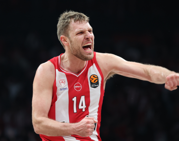 vezenkov-olympiacos-bc