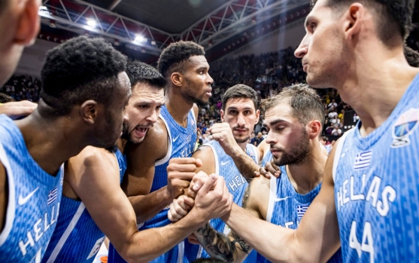 ethnikiomadaeurobasket2025spaingreece