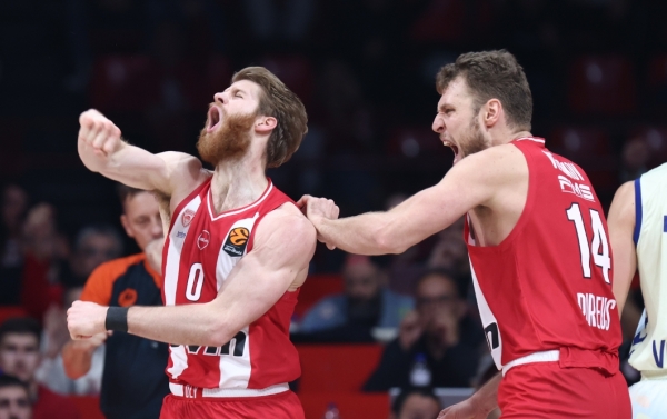 vezenkovwalkupolympiacosvilleurbanne