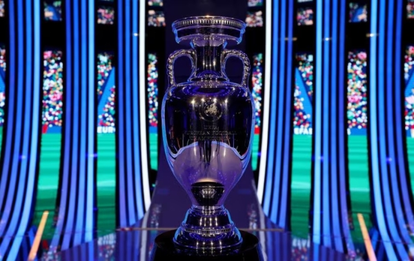 euro_2024_trophy