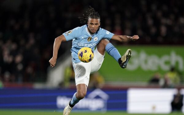ake_manchester_city