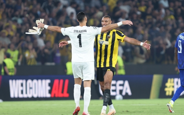 strakosha-aek-lefski-sofias-champions-league-playoffs-2026