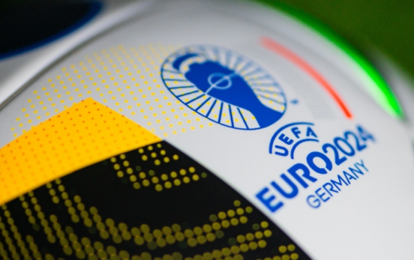 euro_2024_ball
