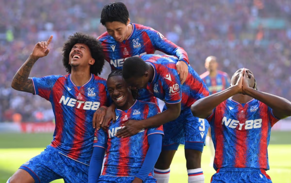 crysta_-palace-premier