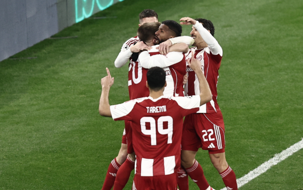ch__l_-olympiacos
