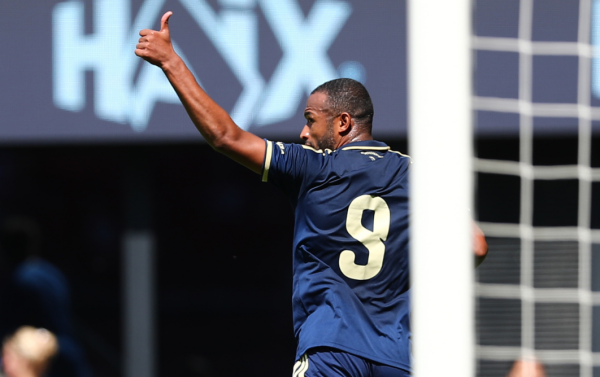 elkaabi-olympiacos-champions-league__1_
