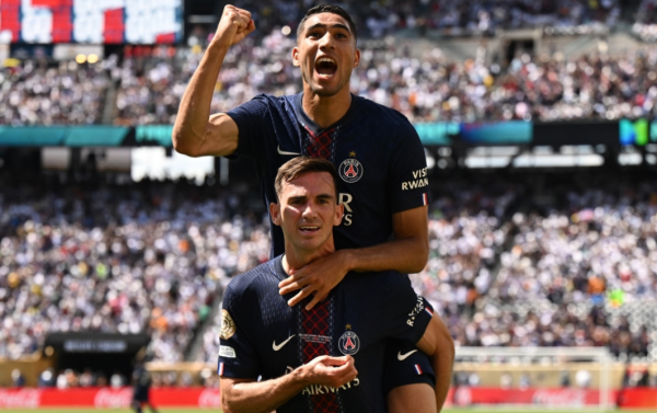 pari_saint_germain_fc2