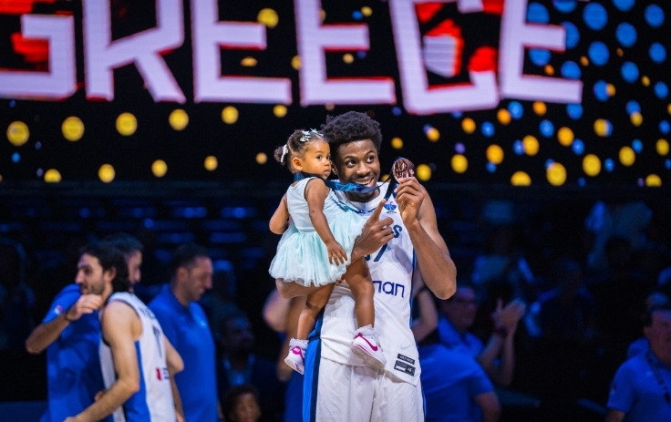 kostas2bronzemedaleurobasket2025