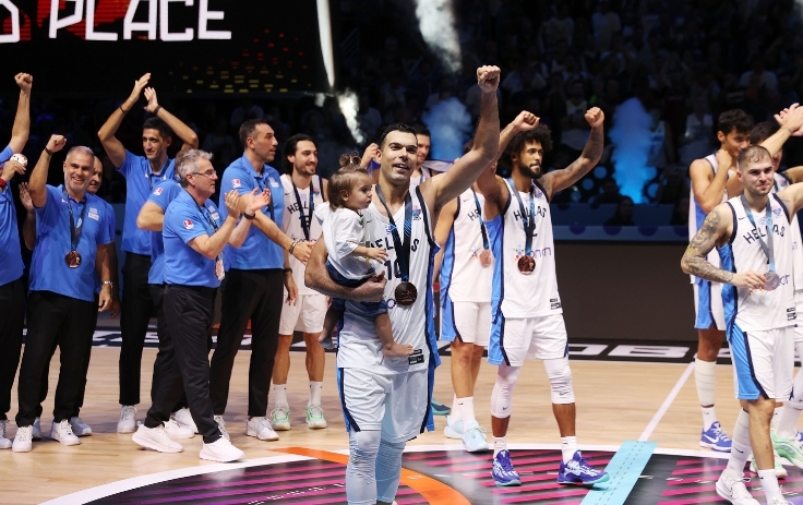 sloukasbronzemedaleurobasket2025