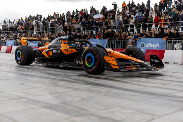 mclaren_racing_showrun_4