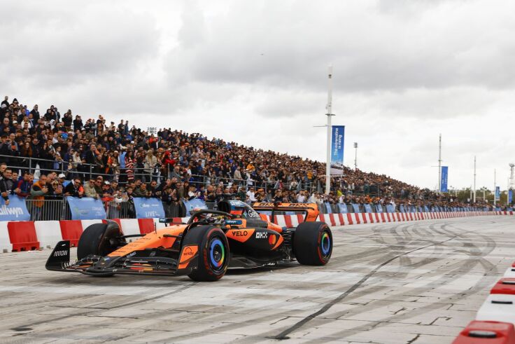 mclaren_racing_showrun_9