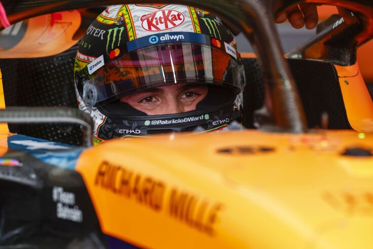 pato_o_ward_driving